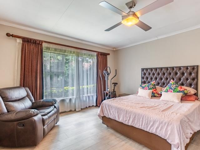 3 Bedroom Townhouse For Sale in Elarduspark