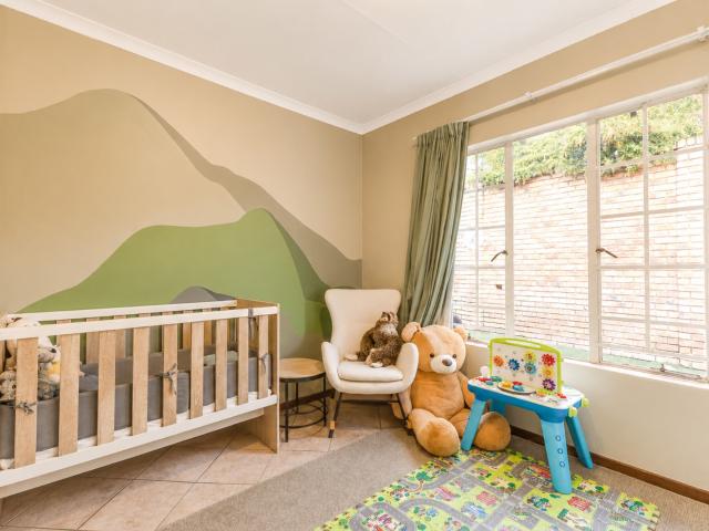 3 Bedroom Townhouse For Sale in Elarduspark