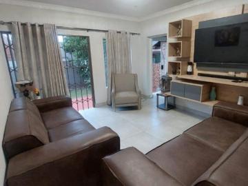 3 Bedroom Townhouse For Sale in Eldoraigne