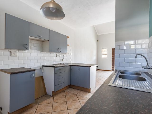 3 Bedroom Townhouse For Sale in Equestria