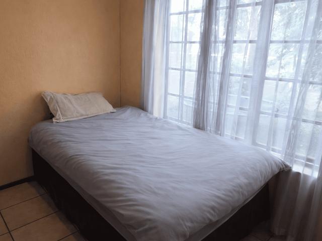 3 Bedroom Townhouse For Sale in Equestria