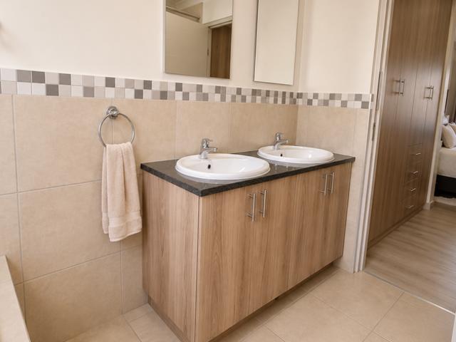 3 Bedroom Townhouse For Sale in Equestria