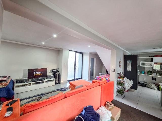 3 Bedroom Townhouse For Sale in Equestria
