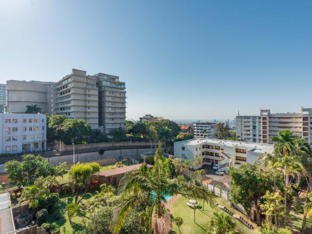 3 Bedroom Townhouse For Sale in Essenwood