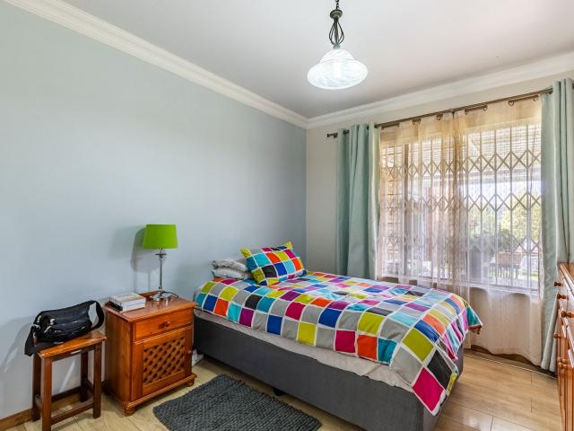 3 Bedroom Townhouse For Sale in Faerie Glen