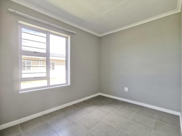 3 Bedroom Townhouse For Sale in Fairview