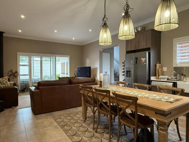 3 Bedroom Townhouse For Sale in Ferndale