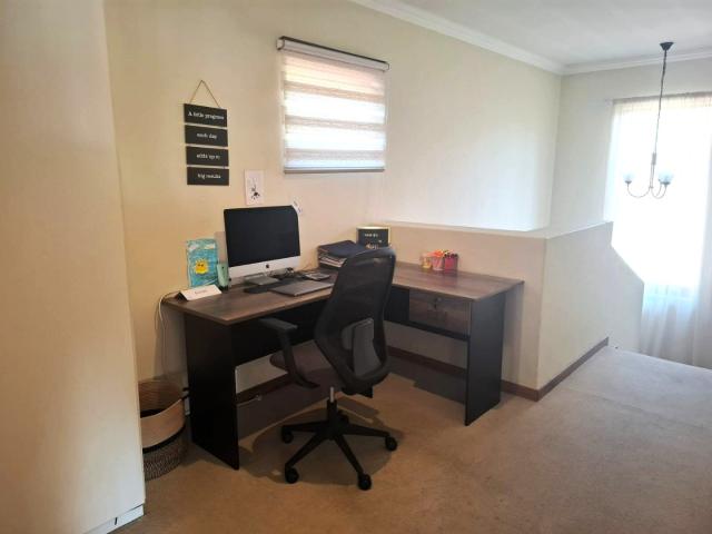 3 Bedroom Townhouse For Sale in Fourways