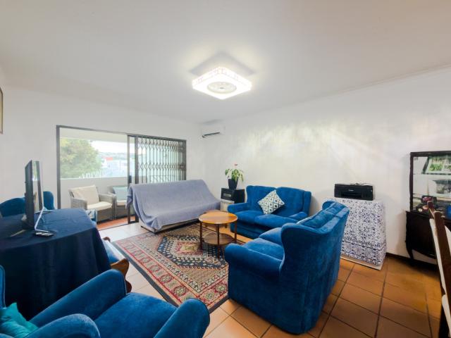 3 Bedroom Townhouse For Sale in Glenvista