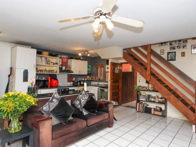 3 Bedroom Townhouse For Sale in Glen Hills