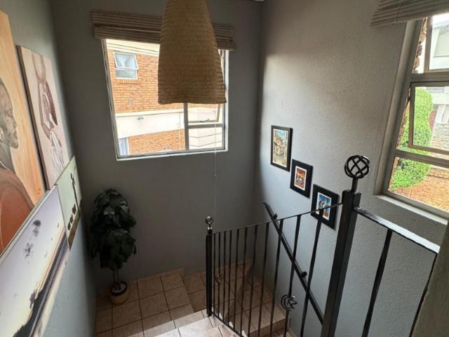3 Bedroom Townhouse For Sale in Glen Marais