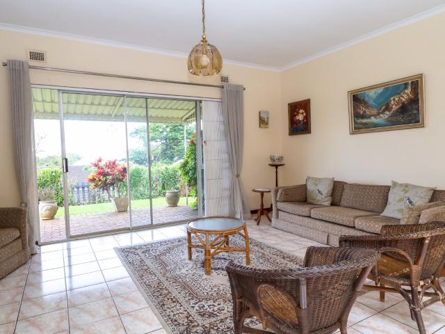 3 Bedroom Townhouse For Sale in Glenashley