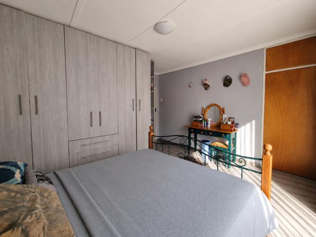 3 Bedroom Townhouse For Sale in Groblerpark