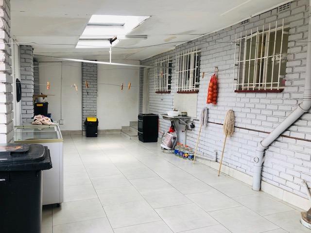3 Bedroom Townhouse For Sale in Hazelpark