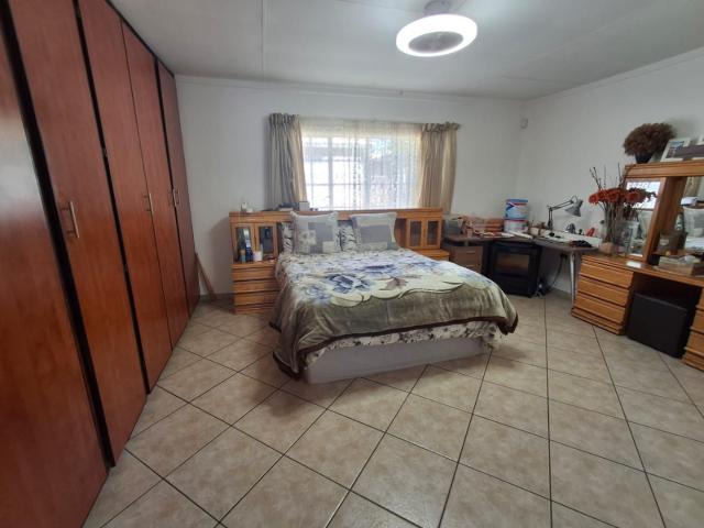 3 Bedroom Townhouse For Sale in Heidelberg Proper