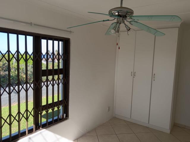 3 Bedroom Townhouse For Sale in Hibberdene