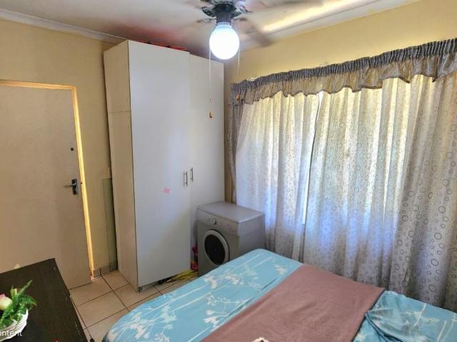 3 Bedroom Townhouse For Sale in Hillary