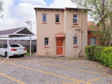 Townhouse for sale in Illiondale - Garden