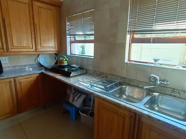 3 Bedroom Townhouse For Sale in Jordaan Park