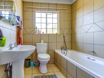 Rhodesfield, City of Ekurhuleni Metropolitan Municipality, Gauteng, South Africa
