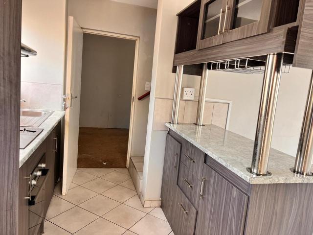 3 Bedroom Townhouse For Sale in Kidds Beach