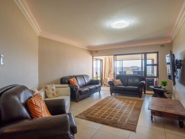 3 Bedroom Townhouse For Sale in La Mercy