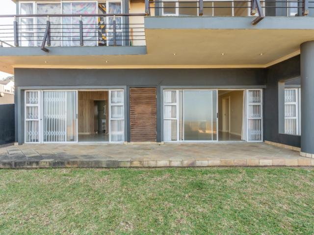 3 Bedroom Townhouse For Sale in La Mercy