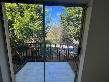 3 Bedroom Townhouse For Sale in La Montagne