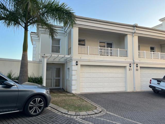 3 Bedroom Townhouse For Sale in La Lucia