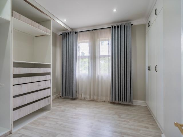 3 Bedroom Townhouse For Sale in La Lucia