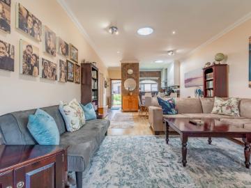3 Bedroom Townhouse For Sale in Le Domaine