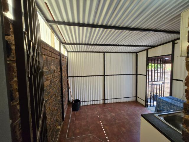 3 Bedroom Townhouse For Sale in Liefde En Vrede