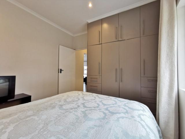 3 Bedroom Townhouse For Sale in Lorraine