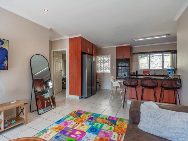 3 Bedroom Townhouse For Sale in Paradise Valley