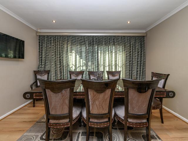 3 Bedroom Townhouse For Sale in Parsonsvlei