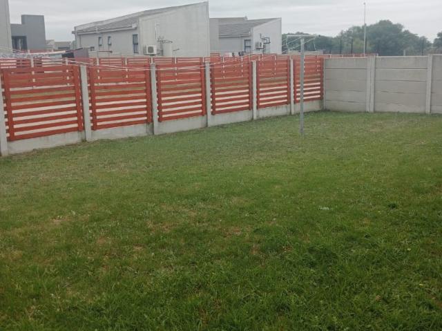 3 Bedroom Townhouse For Sale in Parsonsvlei