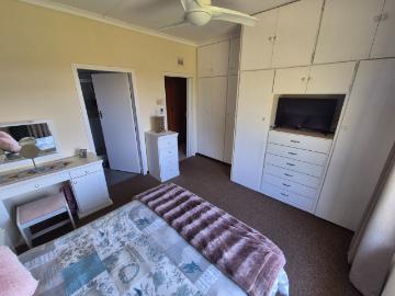 3 Bedroom Townhouse For Sale in Port Edward