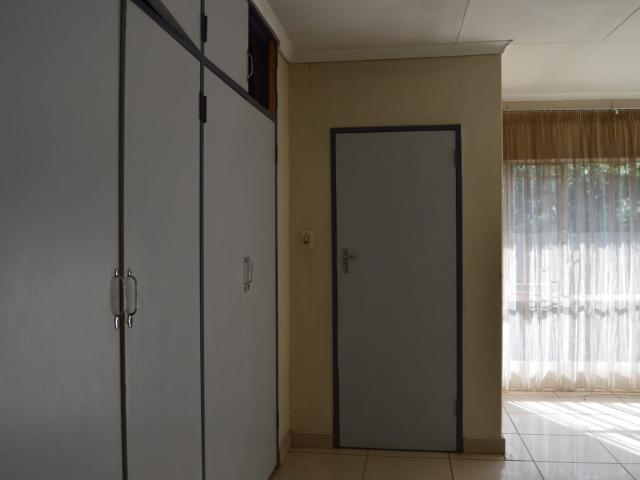 3 Bedroom Townhouse For Sale in Pretoria Central