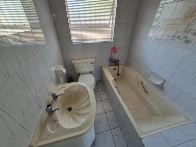3 Bedroom Townhouse For Sale in Raceview