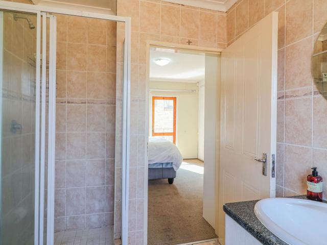 3 Bedroom Townhouse For Sale in Randpark Ridge