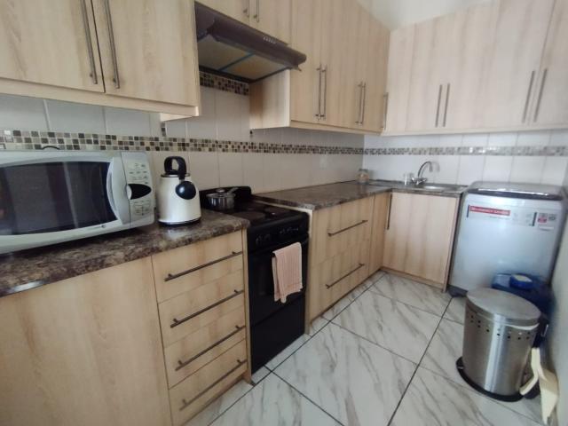 3 Bedroom Townhouse For Sale in Ridgeway