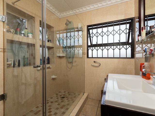 3 Bedroom Townhouse For Sale in Ridgeway