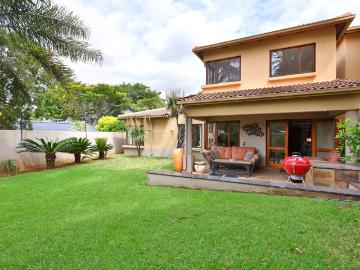 3 Bedroom Townhouse For Sale in Rivonia