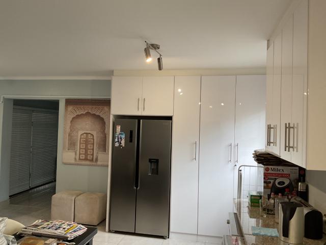 3 Bedroom Townhouse For Sale in Stone Ridge