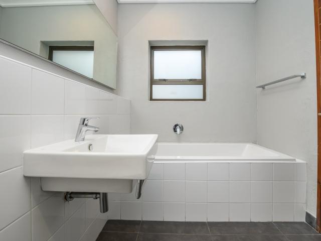 3 Bedroom Townhouse For Sale in Summerstrand