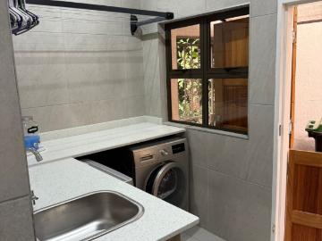 3 Bedroom Townhouse For Sale in Safari Gardens
