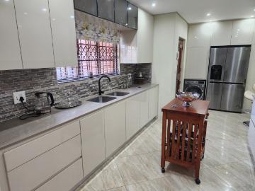 3 Bedroom Townhouse For Sale in Scottsville