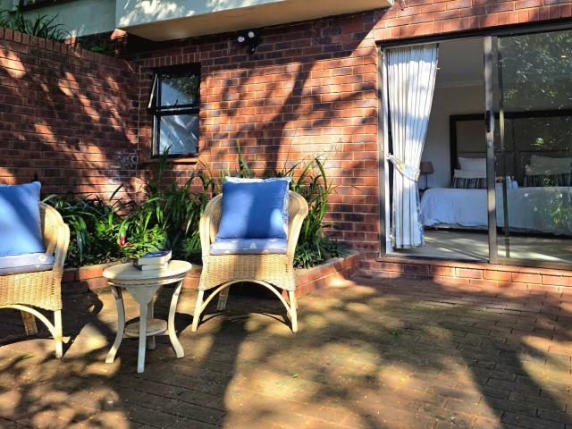 3 Bedroom Townhouse For Sale in Selbourne Golf Estate