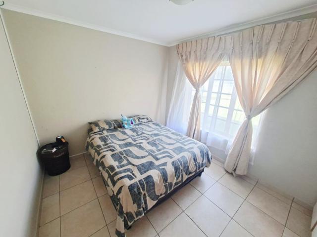 3 Bedroom Townhouse For Sale in Shelly Beach