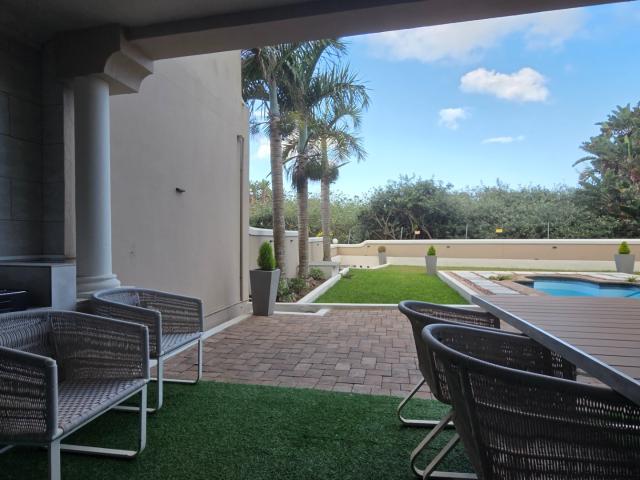 3 Bedroom Townhouse For Sale in Shelly Beach